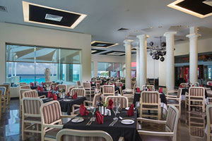 Market place - The Pyramid Cancun